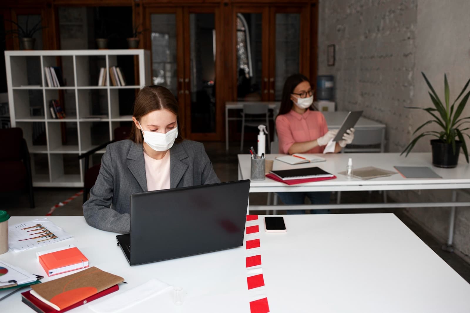 Your Office, Your Safe Space 2 Preventing slips, trips, and falls
